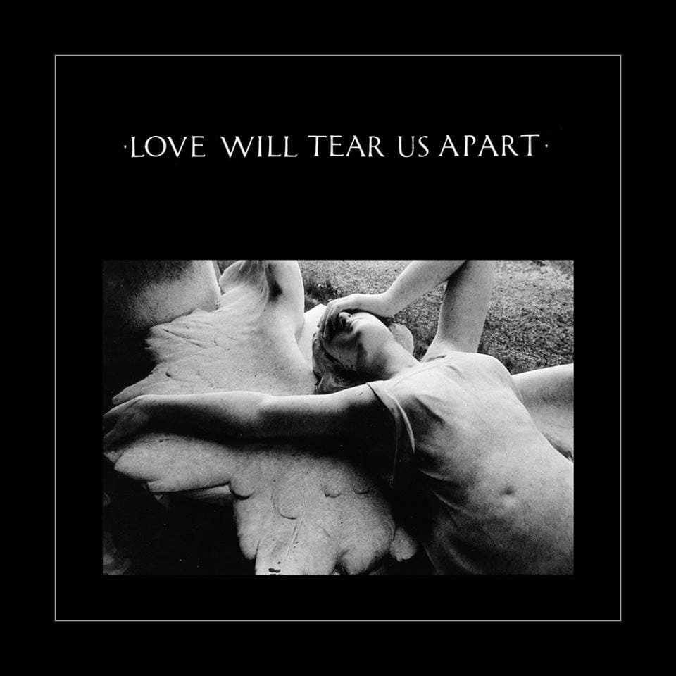 Portada del single «Love Will Tear Us Apart» de Joy Division, con otra escultura de Staglieno